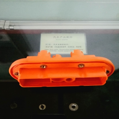 汽車塑膠件鑲嵌螺母